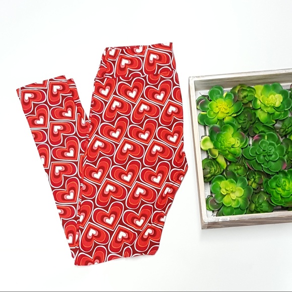 LuLaRoe Pants - Lularoe Valentine Heart Leggings OS -F2